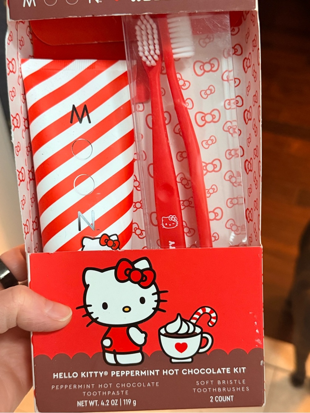 NWT Hello Kitty Peppermint Hot Chocolate Toothpaste& Toothbrush Gift Kit